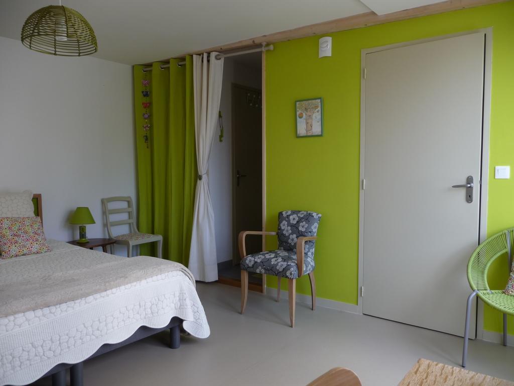 Le Jardin Aux Oiseaux Panzió Férel Kültér fotó